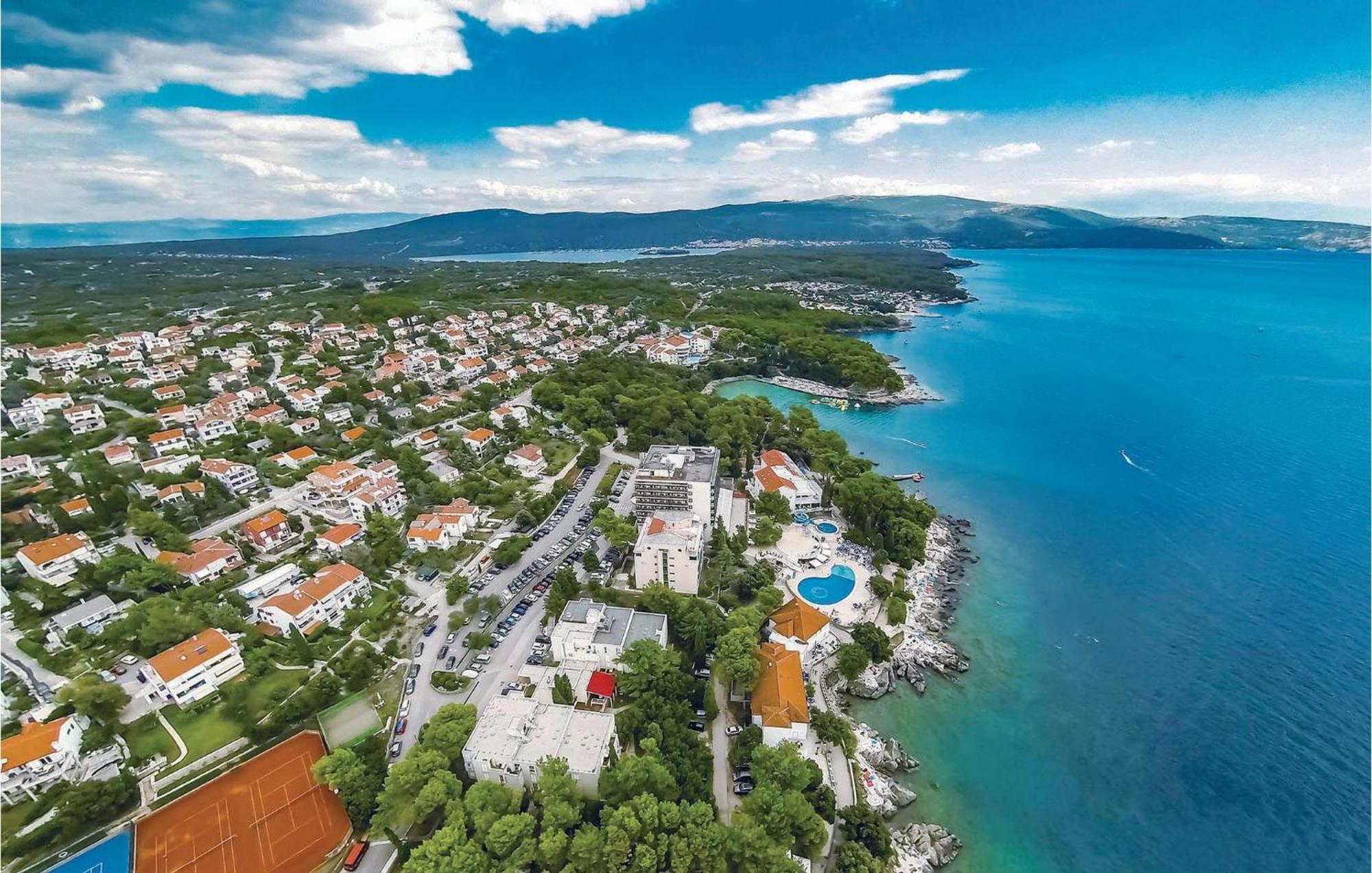 Beautiful Apartment In Krk With Kitchen Krk Town Εξωτερικό φωτογραφία