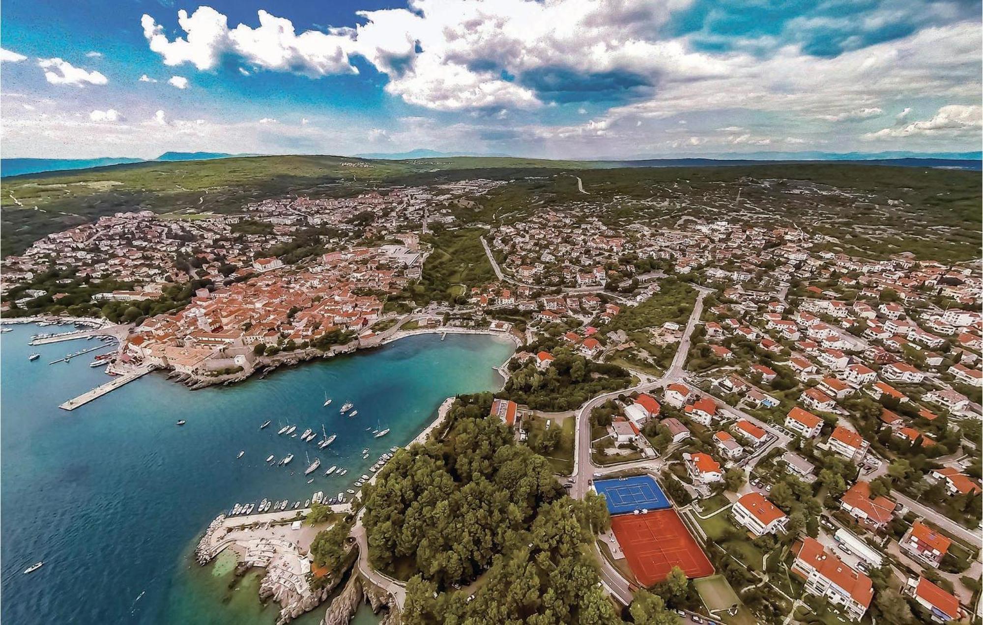 Beautiful Apartment In Krk With Kitchen Krk Town Εξωτερικό φωτογραφία